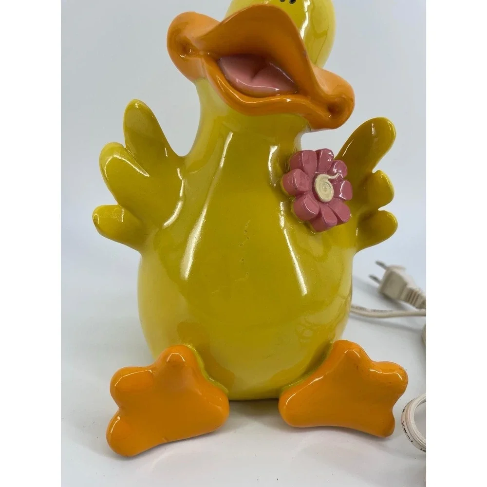 Vintage 1970s 1980s Yellow Duck Ceramic Table Lamp Nursery Decor 14